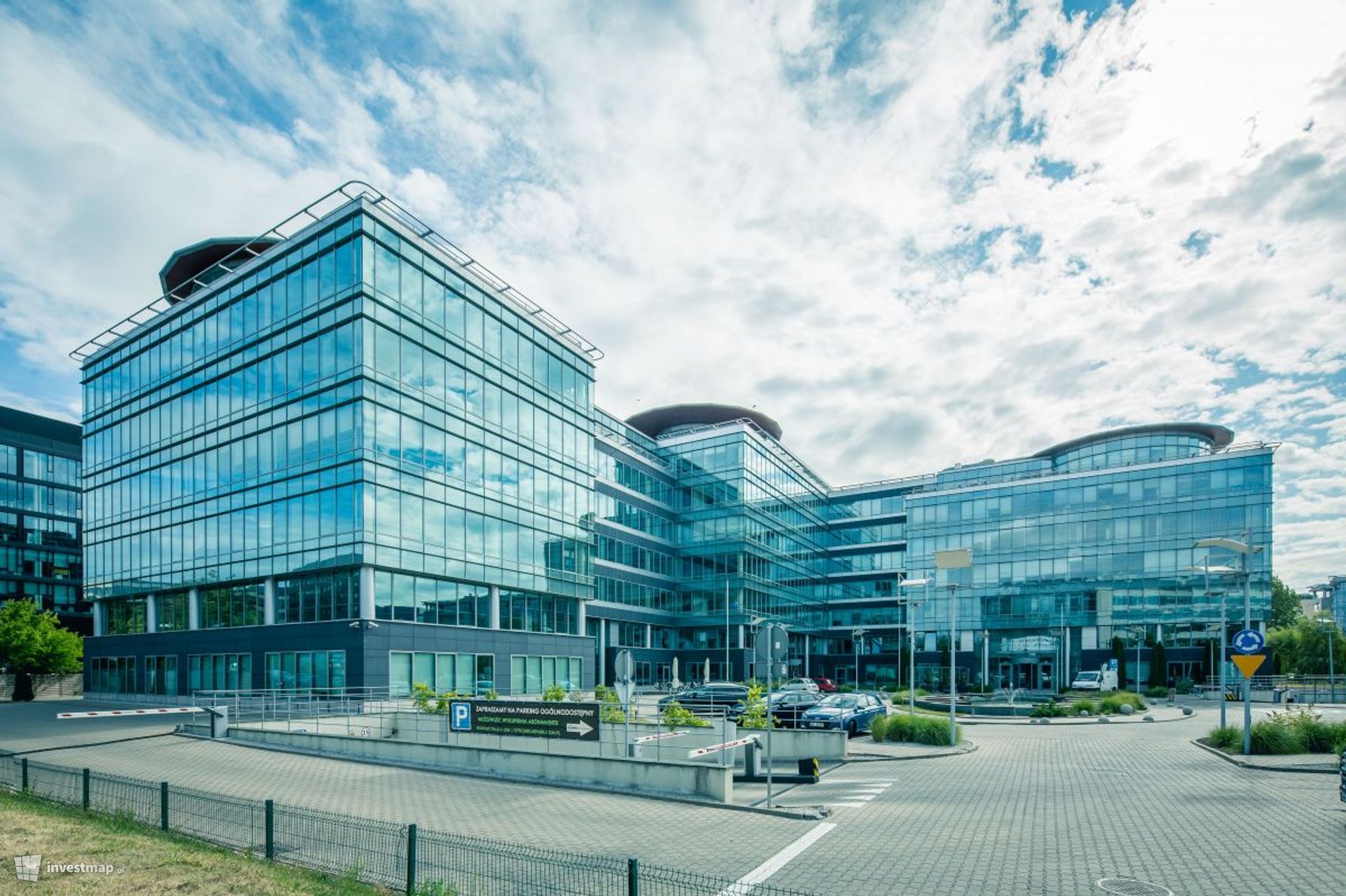 Grupa Lux Med otworzy nowe, duże centrum medyczne w kompleksie biurowym Trinity One w Warszawie