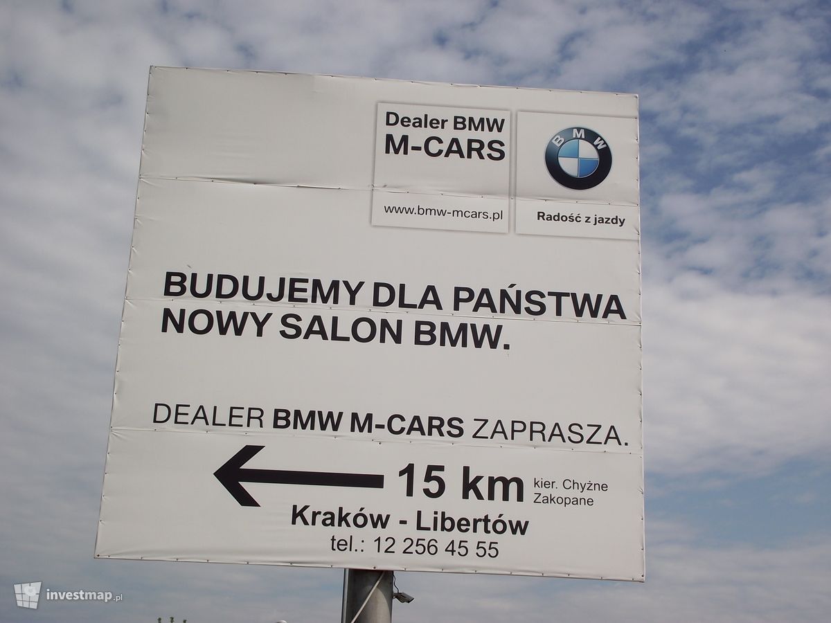 Zdjęcie [Kraków] Salon Samochodowy "BMW" ul. Josepha Conrada fot. Damian Daraż 