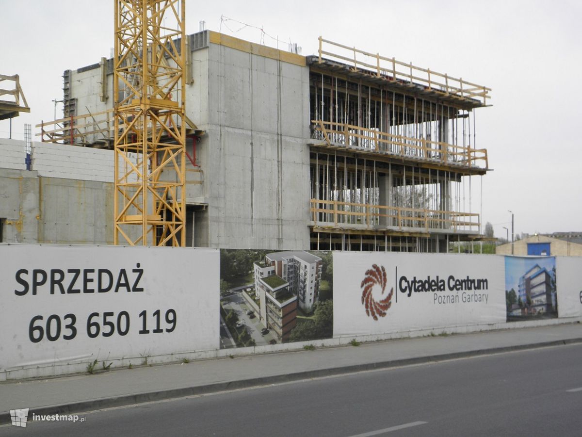 Zdjęcie [Poznań] Budynek mieszkalno-usługowo-biurowy "Cytadela Centrum" fot. PieEetrek 