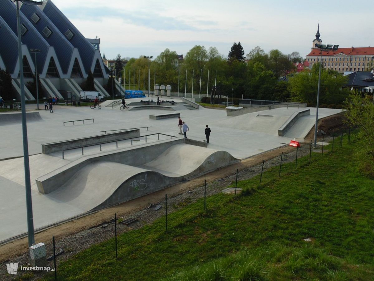 Zdjęcie [Rzeszów] Skatepark fot. Damian Daraż 