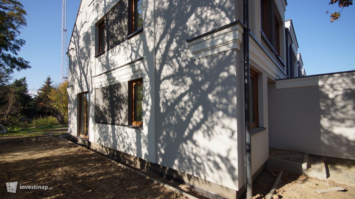Zdjęcie [Wrocław] Osiedle domów jednorodzinnych na ul. Figowej (Stabłowice) fot. biuro@instytut-budownictwa.pl 