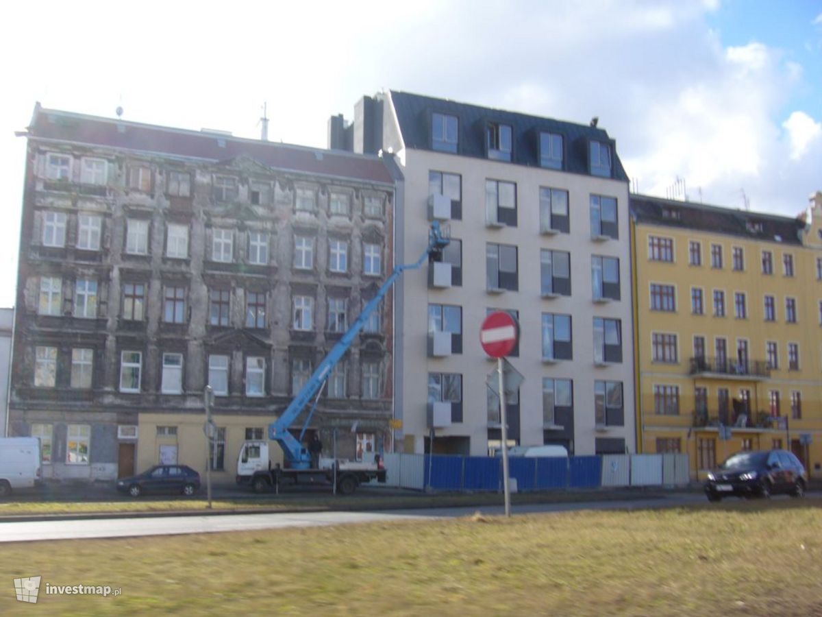 Zdjęcie [Wrocław] Budynek wielorodzinny "Witolda 80" fot. Orzech 