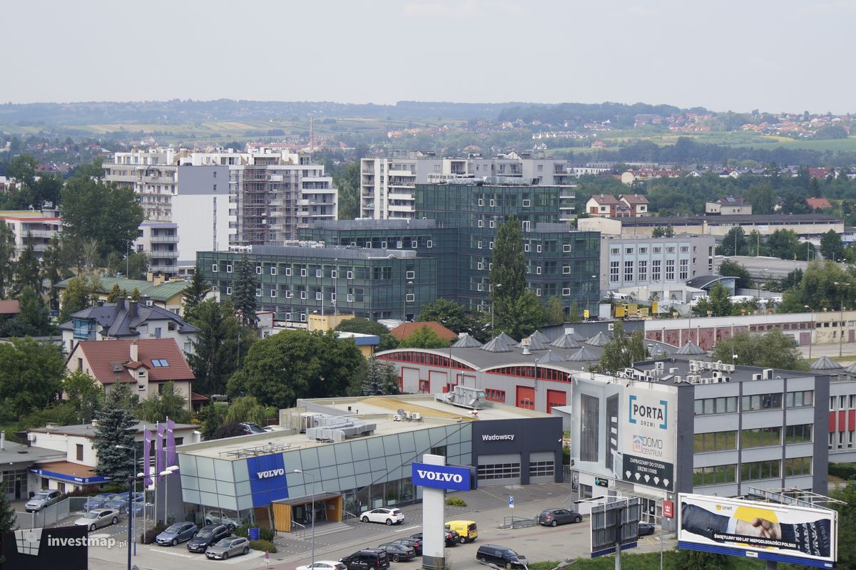 Zdjęcie [Kraków] Budynek Biurowy, ul. Pachońskiego 3 (Urząd Celny) fot. Damian Daraż 