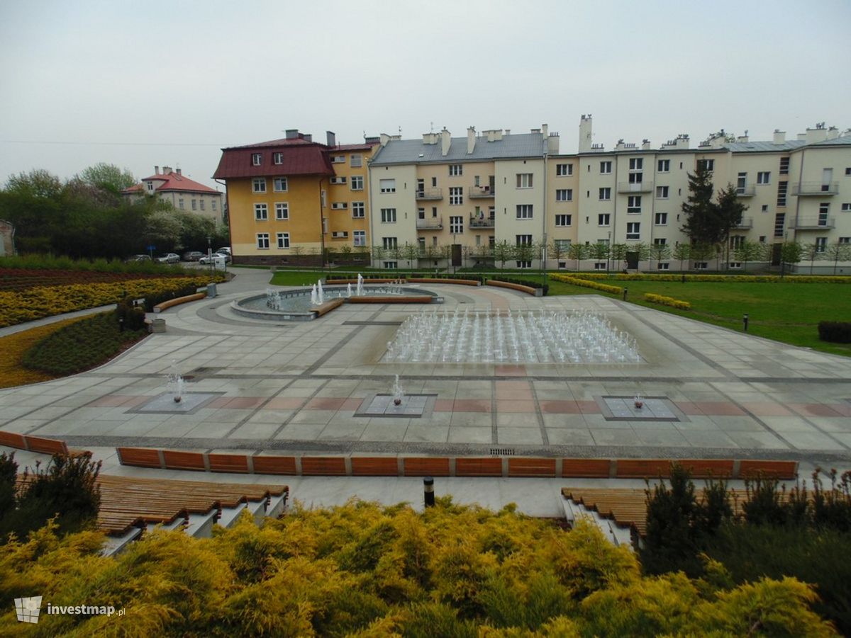 Zdjęcie [Rzeszów] Apartamentowiec, ul. Dekerta 4 fot. Damian Daraż 