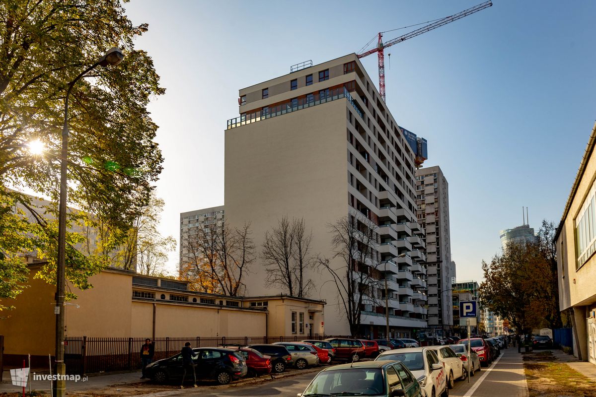Zdjęcie [Warszawa] Budynek wielorodzinny "Apartamenty Pereca" fot. Jakub Zazula 