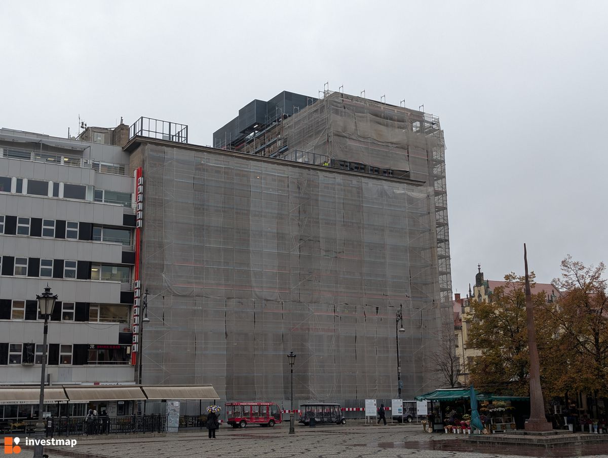 Zdjęcie Budynek banku, ul. Rynek 9/11 fot. Jan Augustynowski