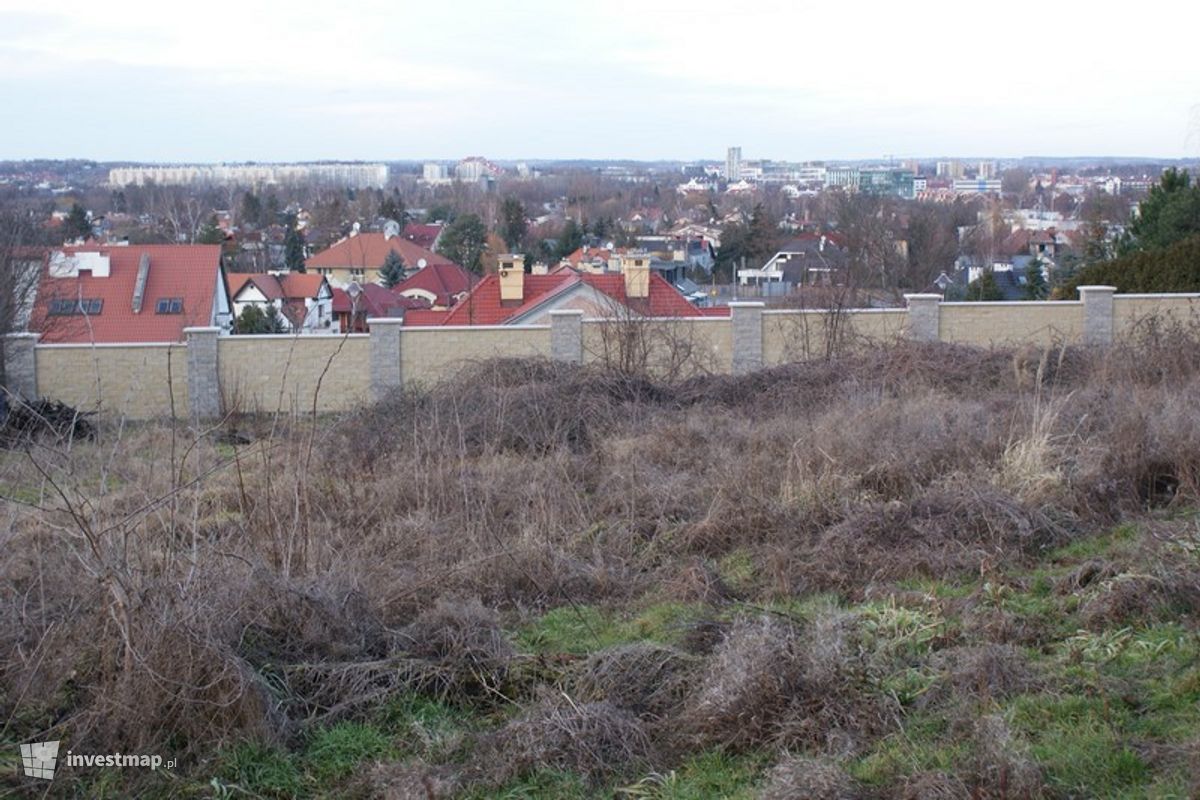 Zdjęcie [Kraków] Budynek Mieszkalny Jednorodzinny, KRAKÓW, Wola Justowska, ul.Pod Sikornikiem/Lajkonika fot. Damian Daraż 