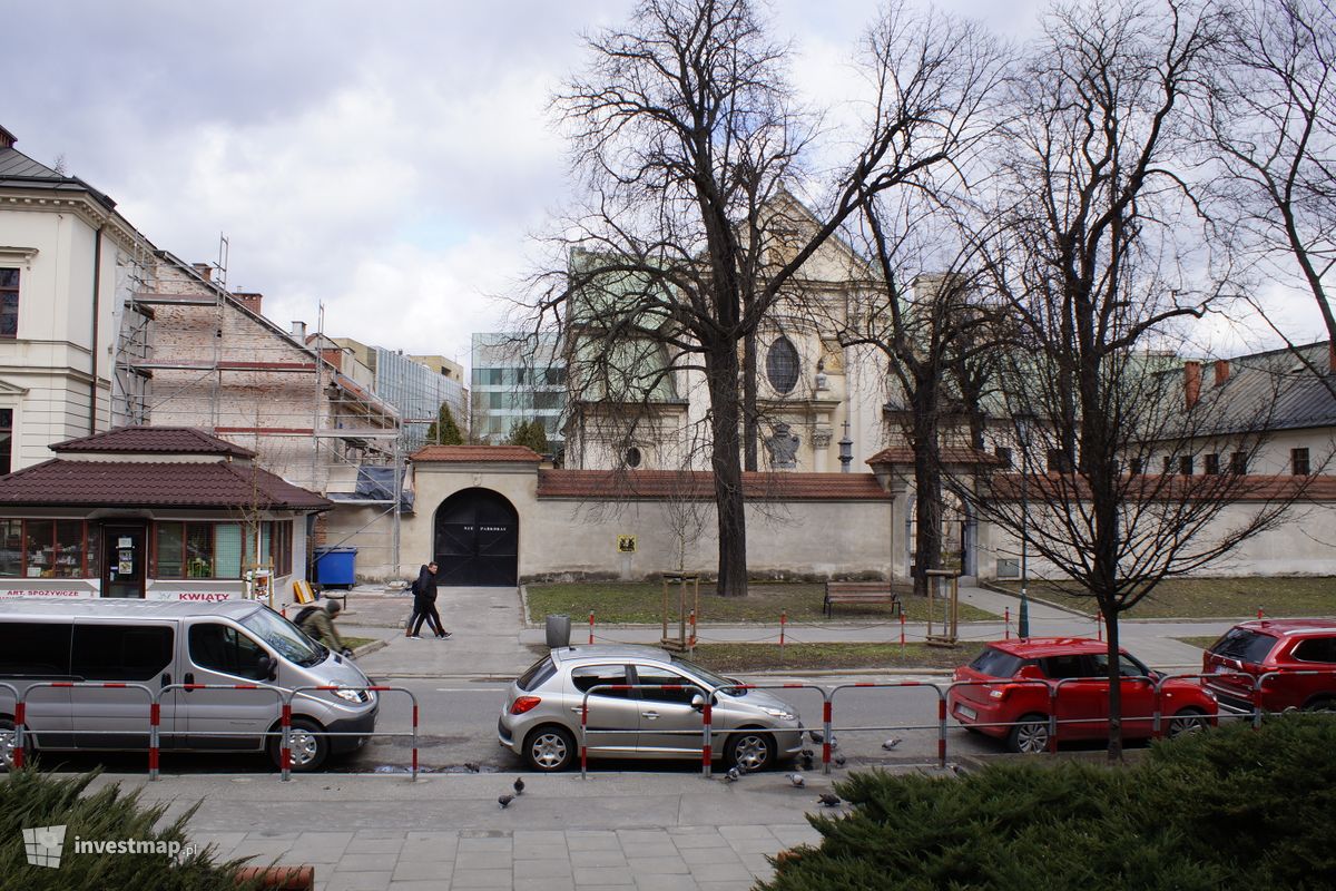 Zdjęcie [Kraków] Remont Klasztoru, ul. Kopernika 44 fot. Damian Daraż 