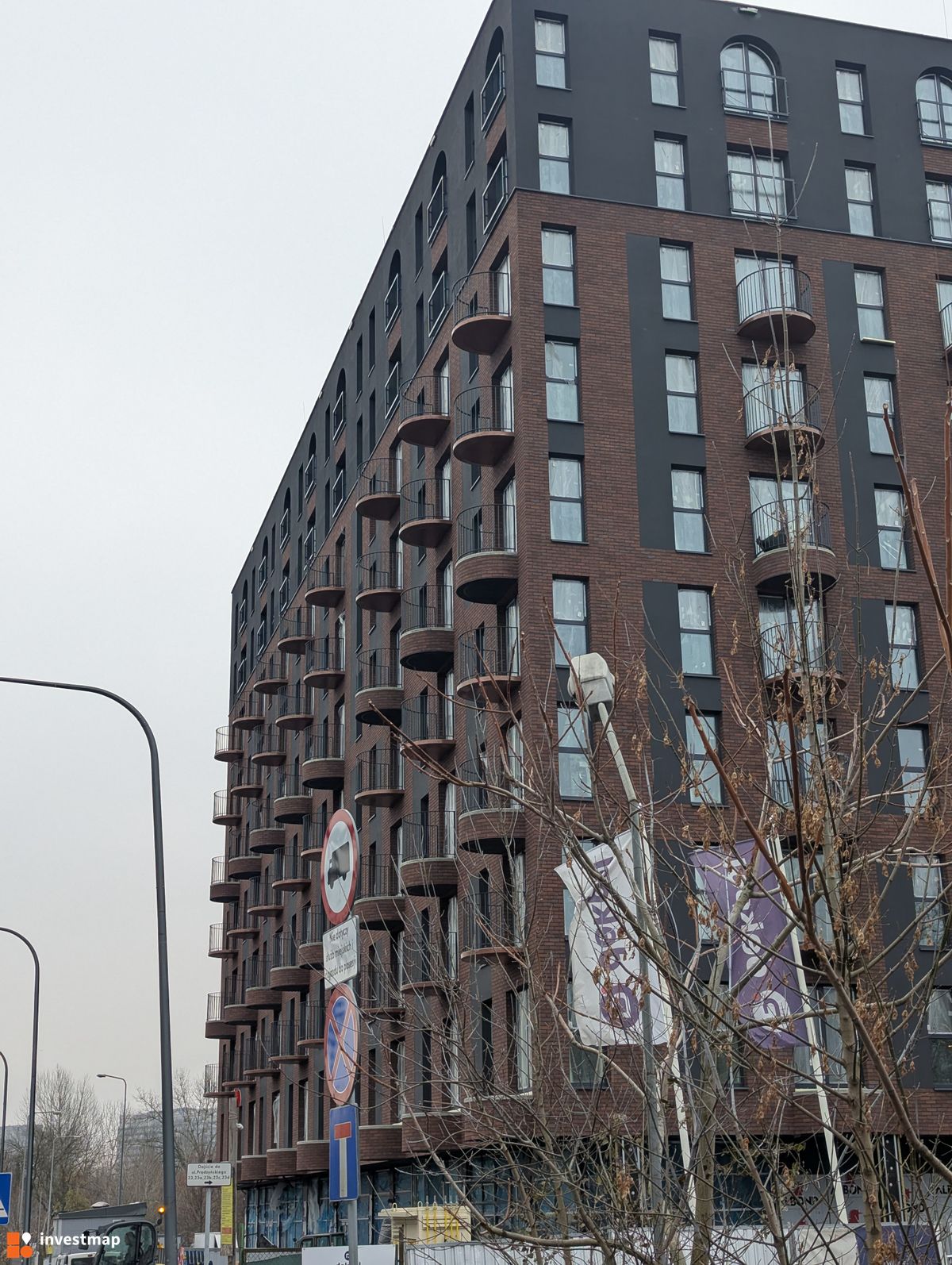 Zdjęcie Oval Sky fot. Jakub Zazula 