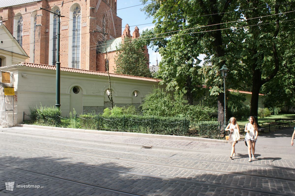 Zdjęcie [Kraków] Remont Konserwatorski Muru, ul Sienna - Dominikańska fot. Damian Daraż 