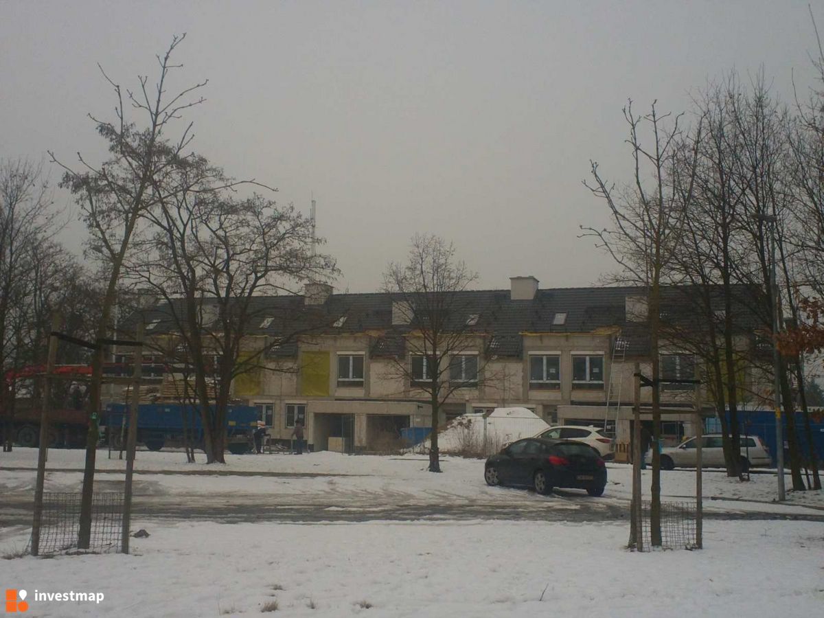 Zdjęcie [Wrocław] Osiedle domów jednorodzinnych na ul. Figowej (Stabłowice) fot. Orzech 