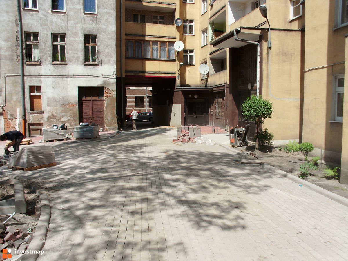Zdjęcie [Wrocław] Rewitalizacja podwórka Paulińska/Chrobrego/Jagiellończyka/Rydygiera fot. worldinmyeyes 