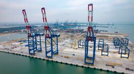 Baltic Hub: W Gdańsku, za 450 mln zł powstaje wielki głębokowodny terminal  [FILMY]