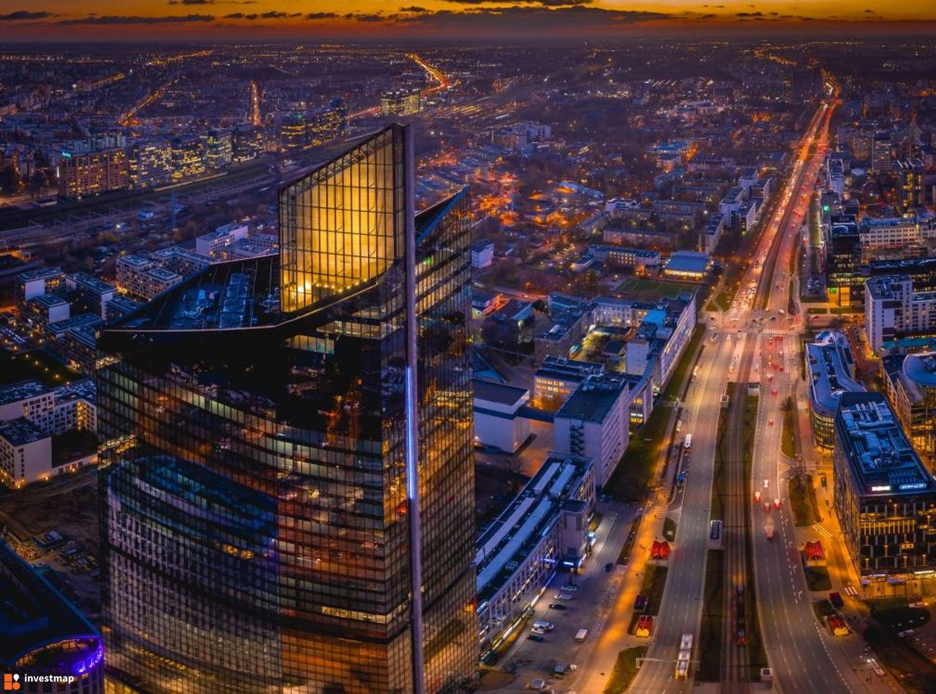 Globalny lider usług IT zostaje w warszawskim Skylinerze