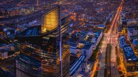 Globalny lider usług IT zostaje w warszawskim Skylinerze