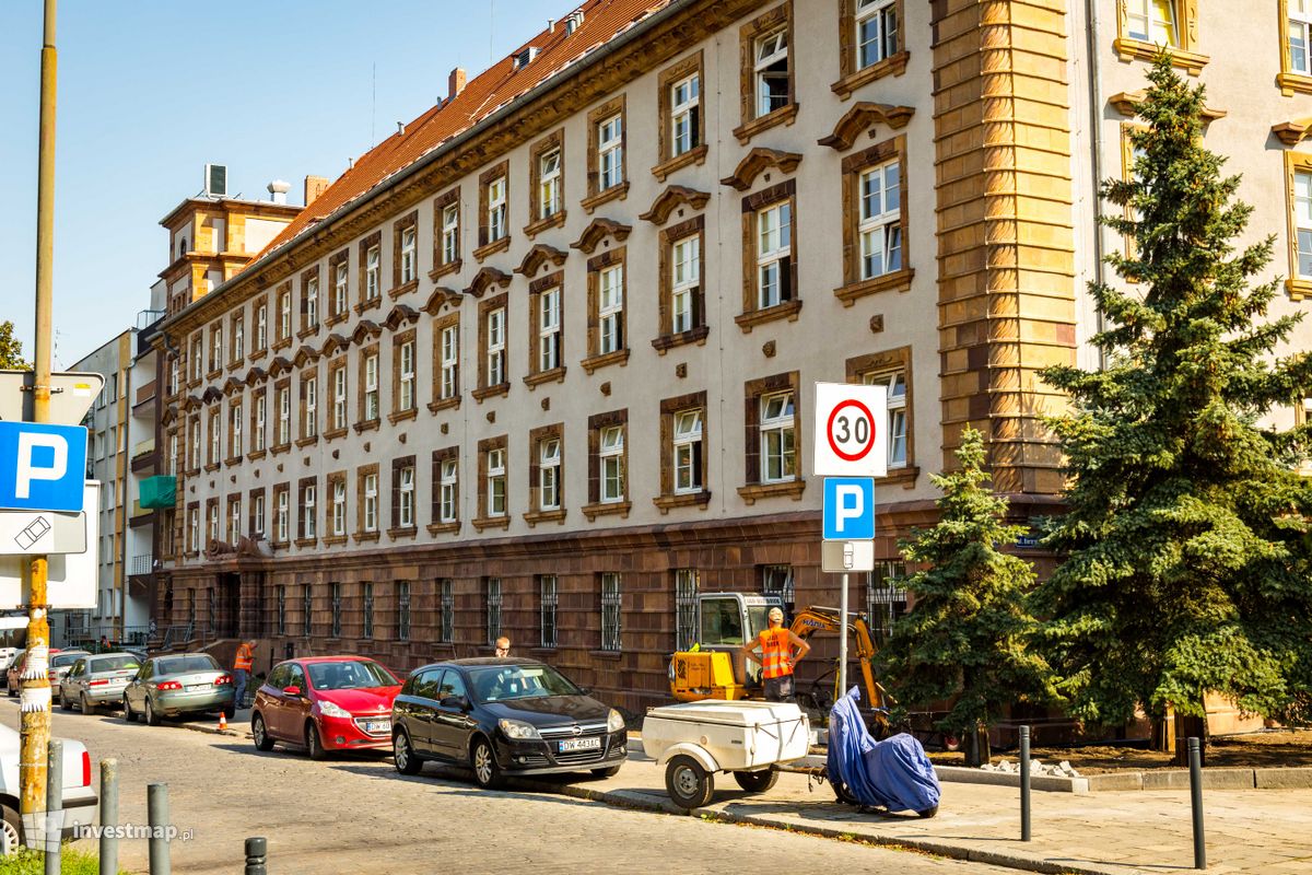 Zdjęcie [Wrocław] Budynek Oddziału ZUS, ul. Pretficza 11 (remont) fot. Mariusz Bartodziej
