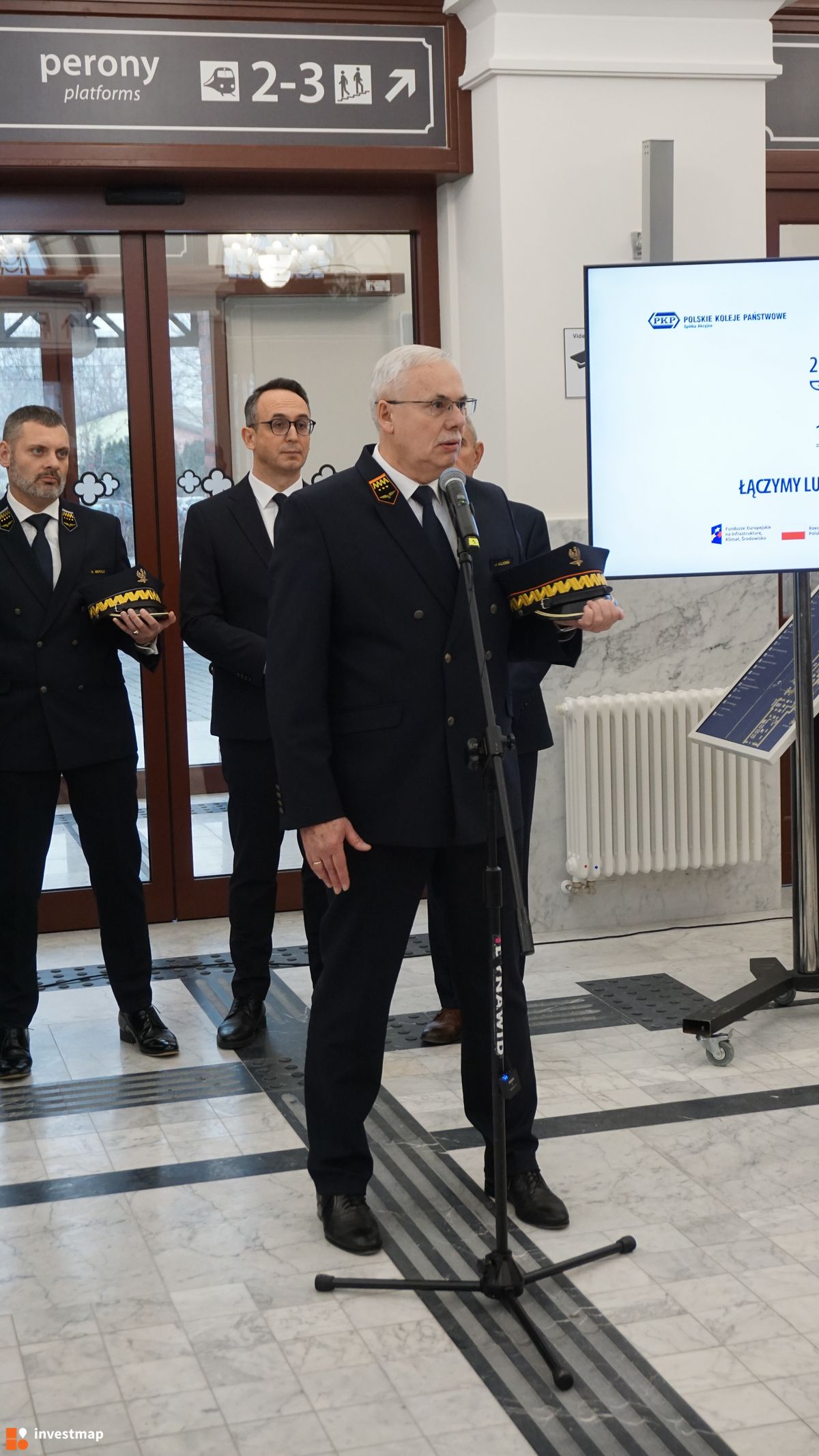 Zdjęcie Dworzec kolejowy w Skierniewicach fot. Wojciech Jenda