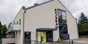 Rajska 77