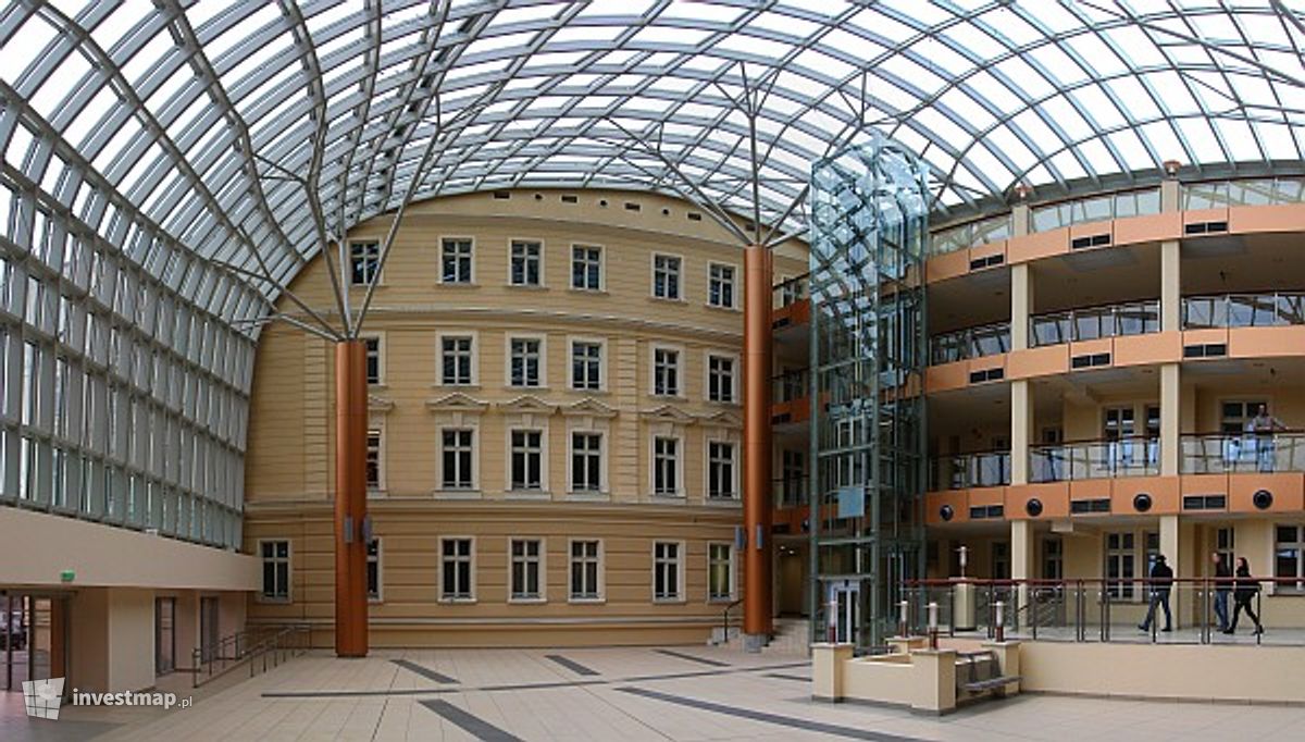 Zdjęcie [Legnica] Kompleks biurowy "Letia Business Center" fot. Jan Hawełko 