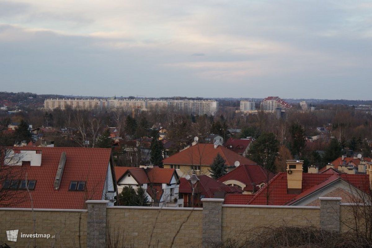 Zdjęcie [Kraków] Budynek Mieszkalny Jednorodzinny, KRAKÓW, Wola Justowska, ul.Pod Sikornikiem/Lajkonika fot. Damian Daraż 