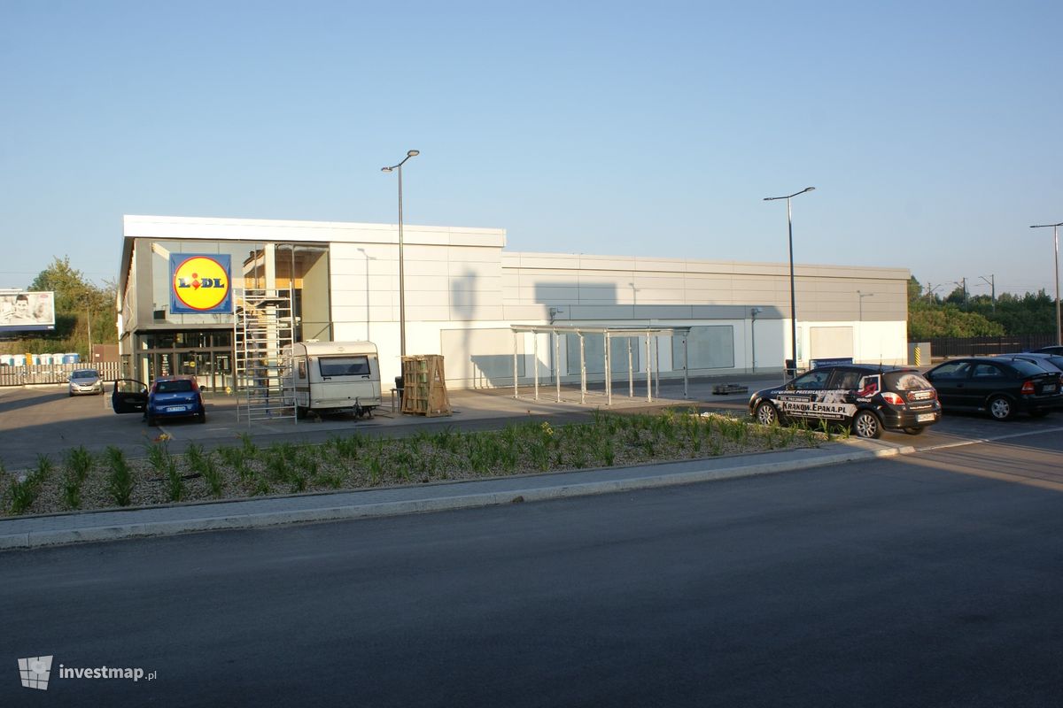 Zdjęcie Lidl, ul. Mogilska fot. Damian Daraż 