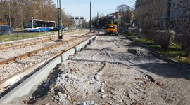 Postępują prace przy przebudowie torowiska tramwajowego i ulicy Kocmyrzowskiej w Krakowie [ZDJĘCIA]