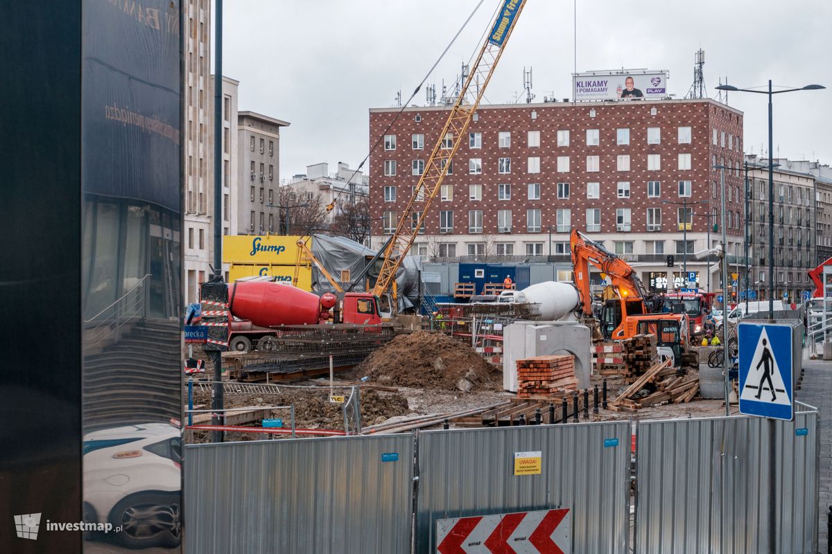 Zdjęcie Parking pod Placem Powstańców Warszawy fot. Jakub Zazula 