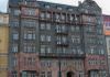Dawny szpital "Omega" w Warszawie odzyskuje życie. Ikoniczna kamienica przy Alejach Jerozolimskich 57 zmienia się w aparthotel