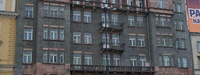 Dawny szpital "Omega" w Warszawie odzyskuje życie. Ikoniczna kamienica przy Alejach Jerozolimskich 57 zmienia się w aparthotel