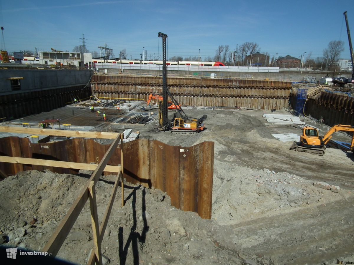 Zdjęcie West Station fot. Pajakus 