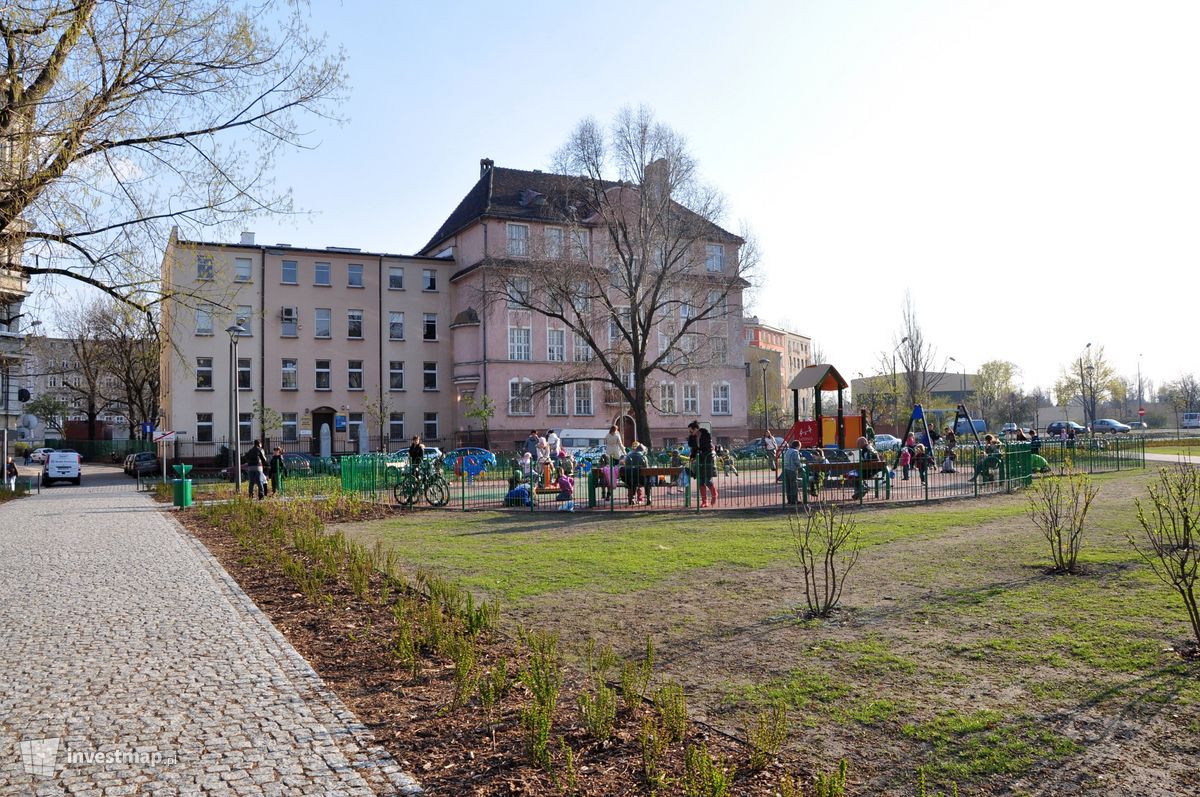 Zdjęcie [Wrocław] Rewitalizacja Placu Strzeleckiego fot. grzybson 
