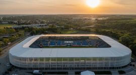W Polsce trwa obecnie budowa i rozbudowa kilku stadionów [FILM]