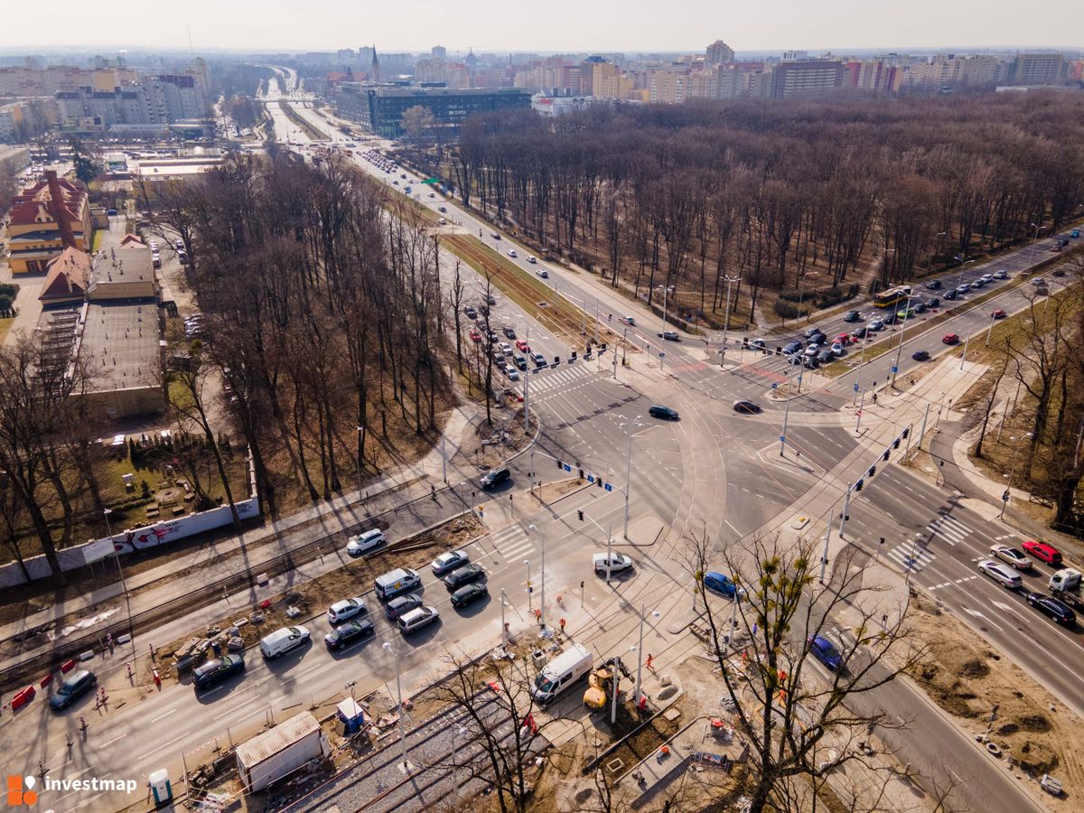 Zdjęcie Tramwaj Plus przez Popowice fot. Jakub Zazula 