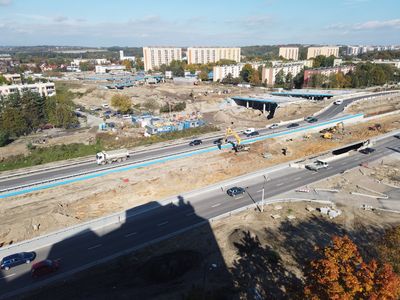 Postępują prace na budowie nowej trasy tramwajowej na Górkę Narodową w Krakowie [ZDJĘCIA]