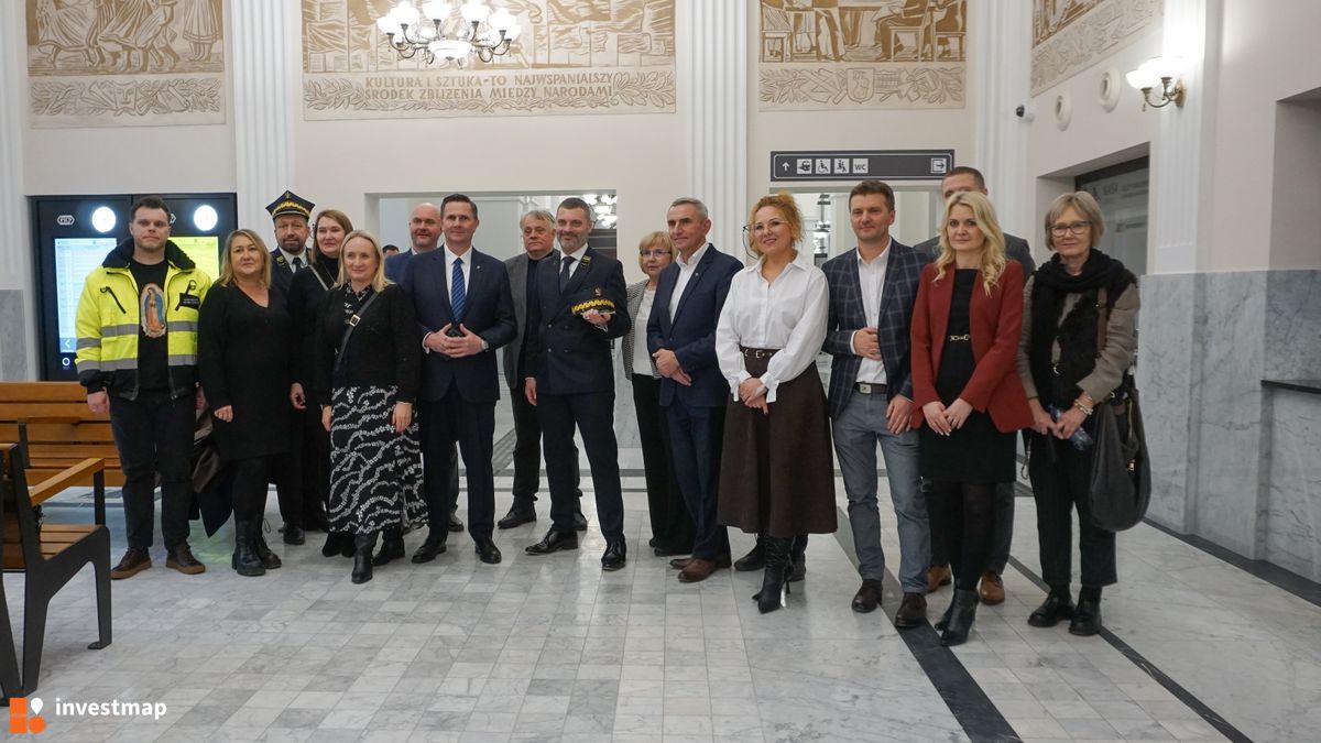 Zdjęcie Dworzec kolejowy w Skierniewicach fot. Wojciech Jenda