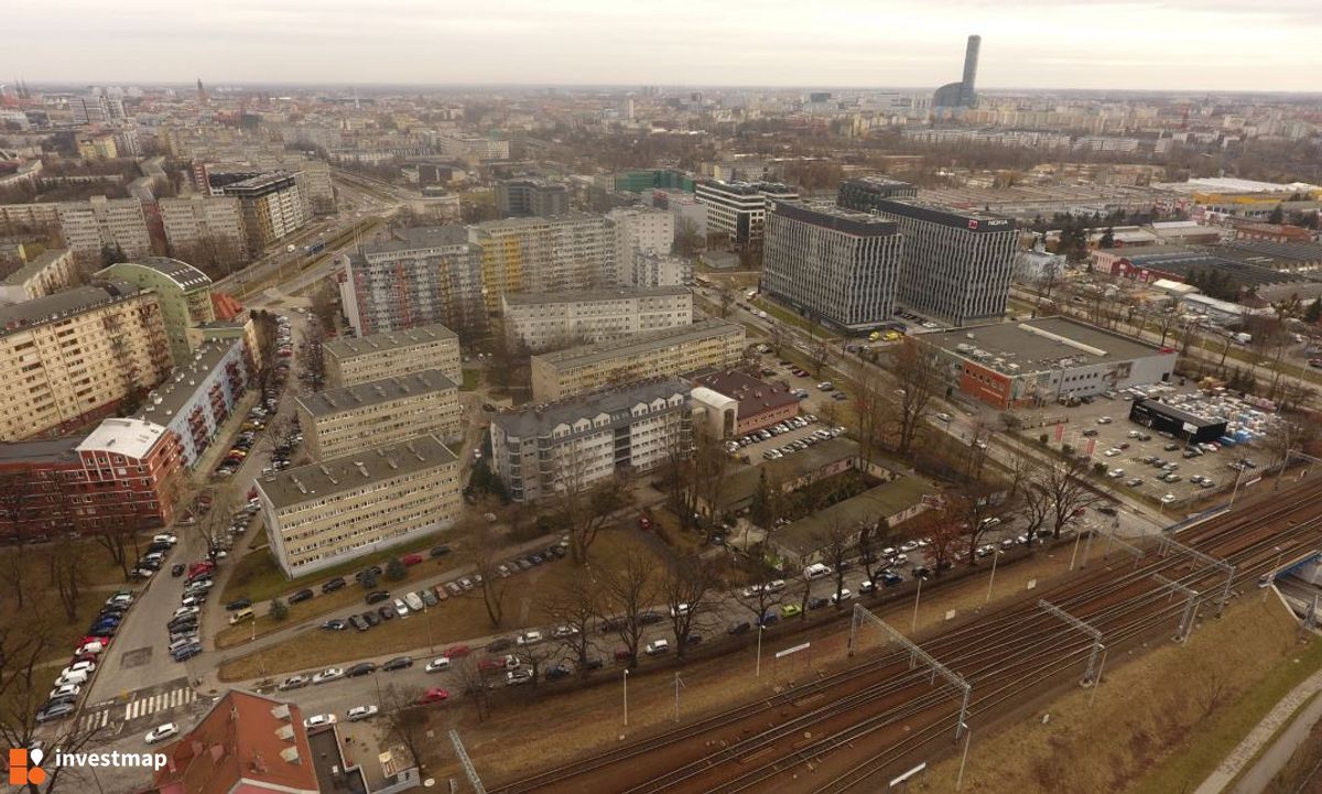 Zdjęcie Strzegomska 9 fot. Orzech 