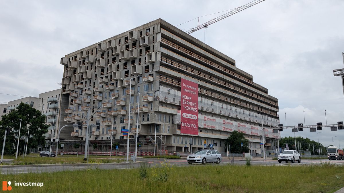 Zdjęcie Nowe Żerniki to KOSMOS fot. Jan Augustynowski