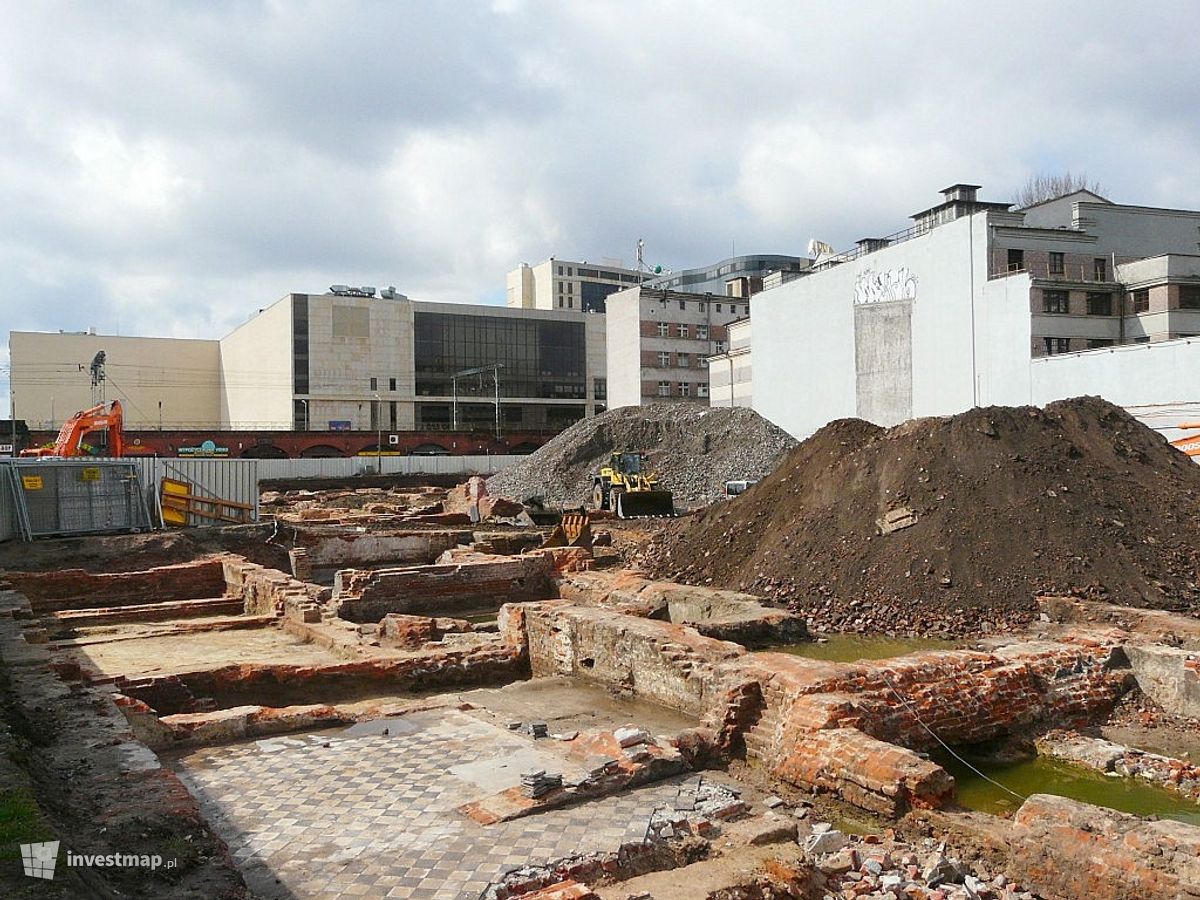 Zdjęcie [Wrocław] Kompleks hotelowo-handlowo-apartamentowy "Centrum Metropol" fot. alsen strasse 67 