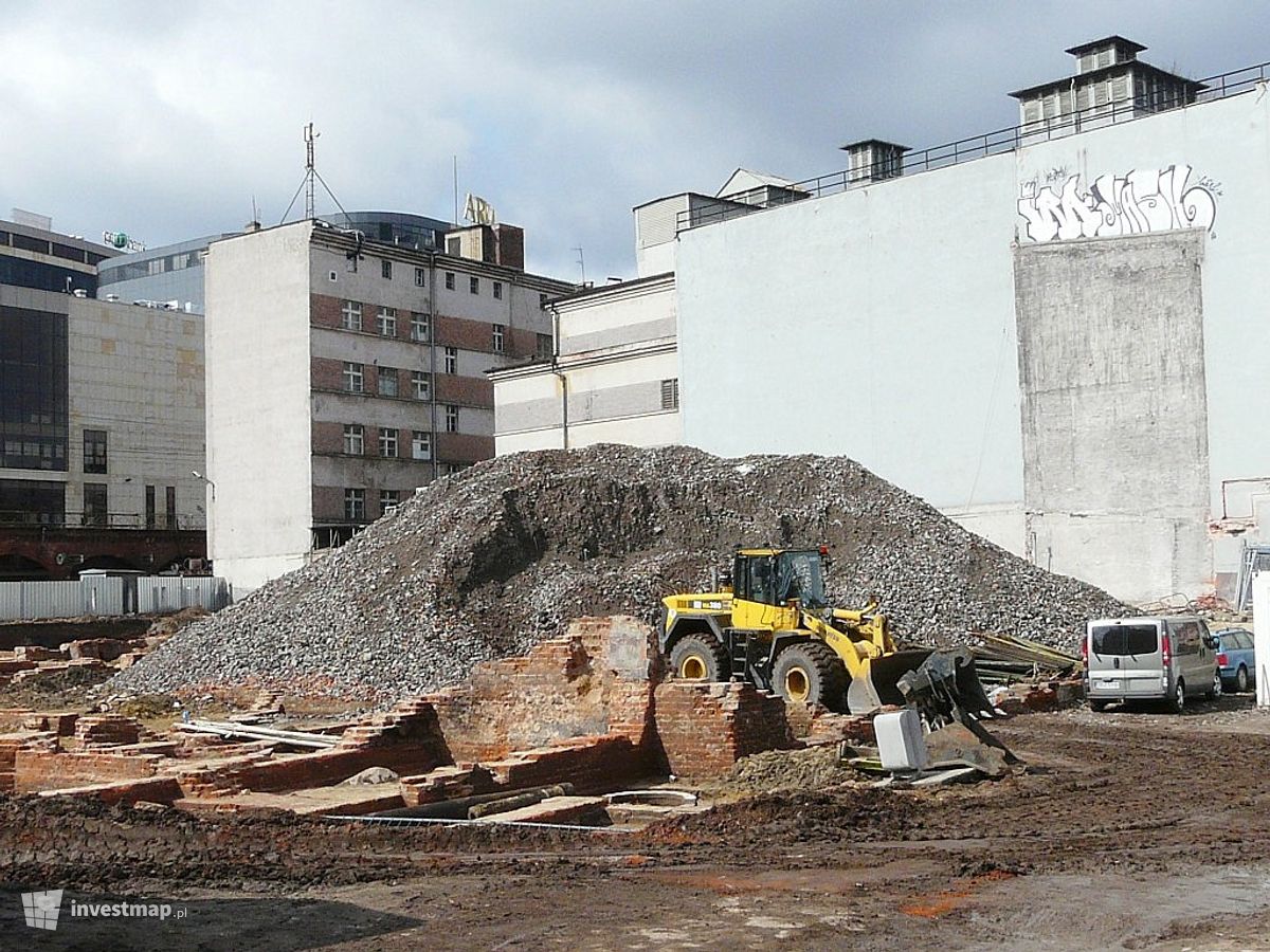 Zdjęcie [Wrocław] Kompleks hotelowo-handlowo-apartamentowy "Centrum Metropol" fot. alsen strasse 67 