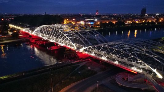 PKP PLK zakończyły budowę nowych mostów nad Wisłą w Krakowie [ZDJĘCIA]
