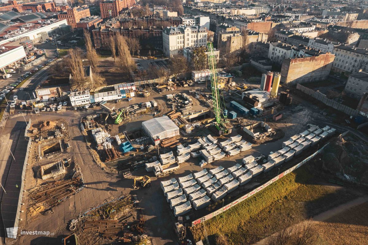 Zdjęcie Stacja kolejowa Łódź Polesie fot. Jakub Zazula 