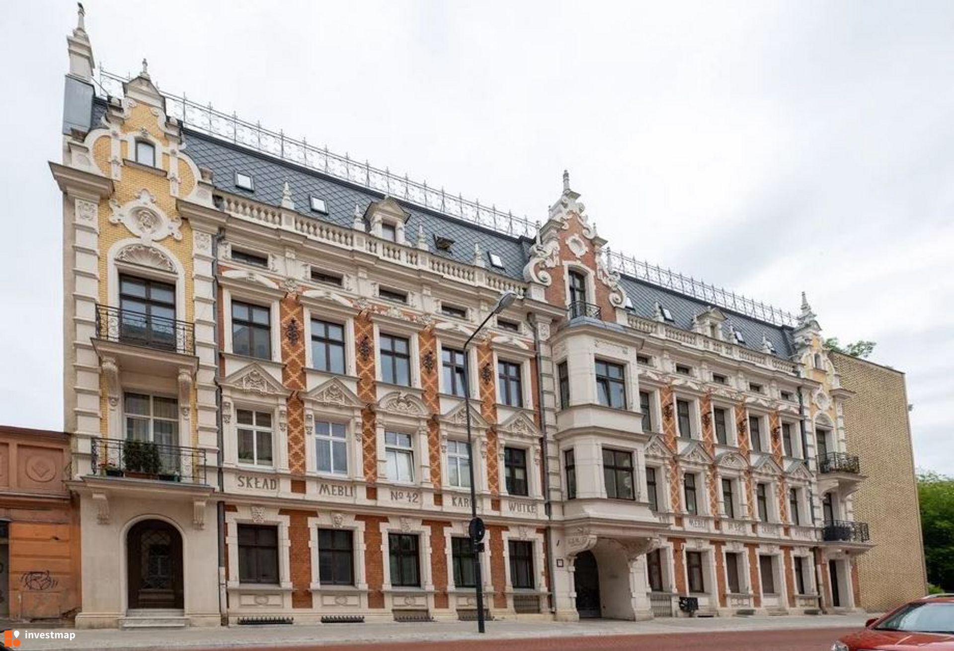 Zabytkowa kamienica przy Jaracza po rewitalizacji. To jedna z pereł Śródmieścia Łodzi 