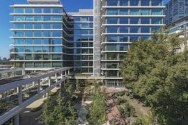 Netflix z nową, polską siedzibą w Warszawie