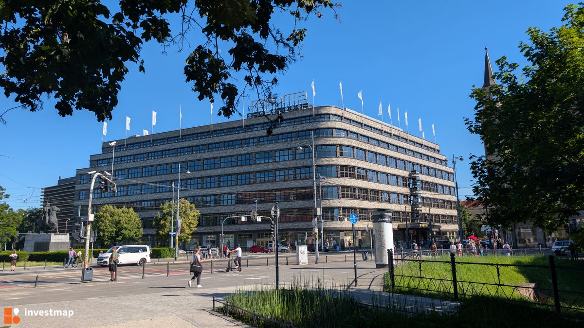 Zdjęcie Dom Towarowy Renoma (rozbudowa) fot. Jan Augustynowski