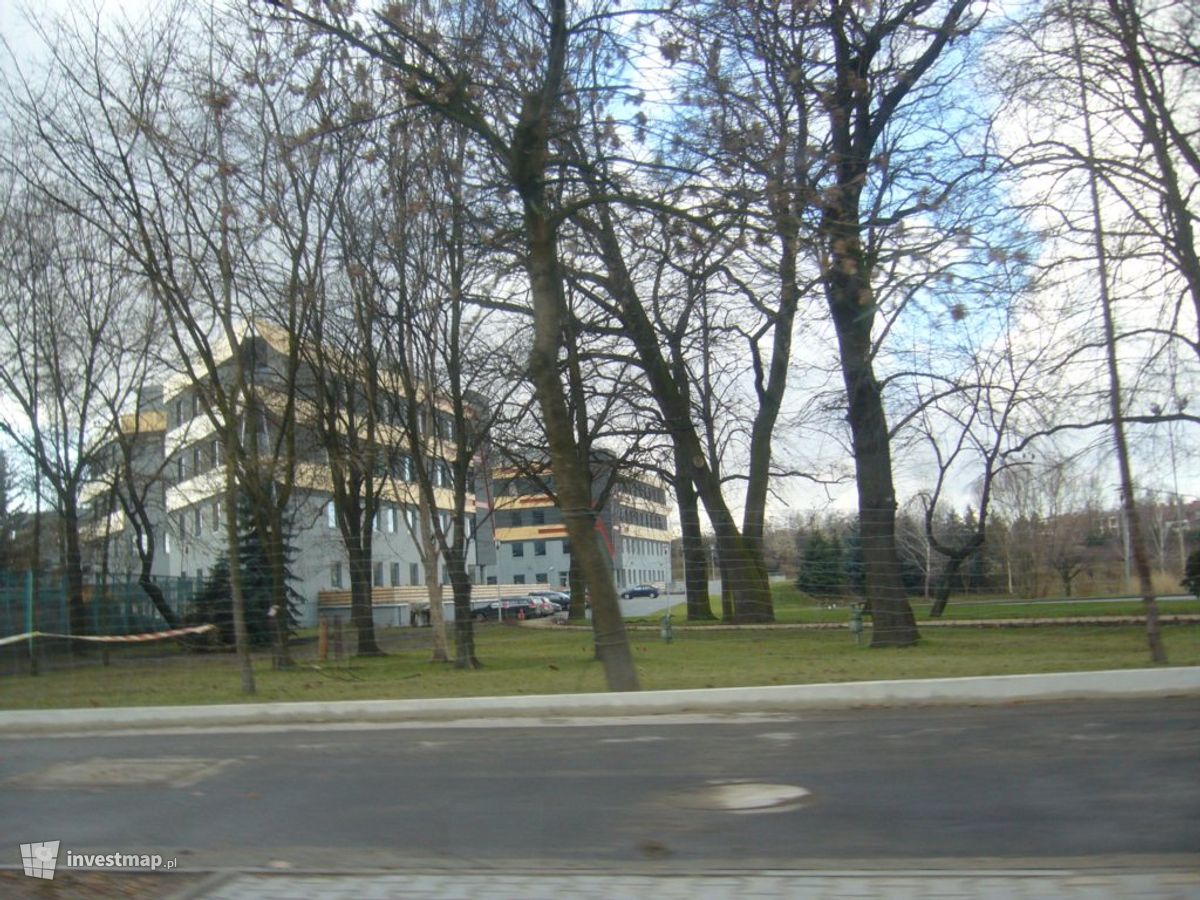 Zdjęcie [Wrocław] Kompleks biurowy "Racławicka Center" fot. Orzech 