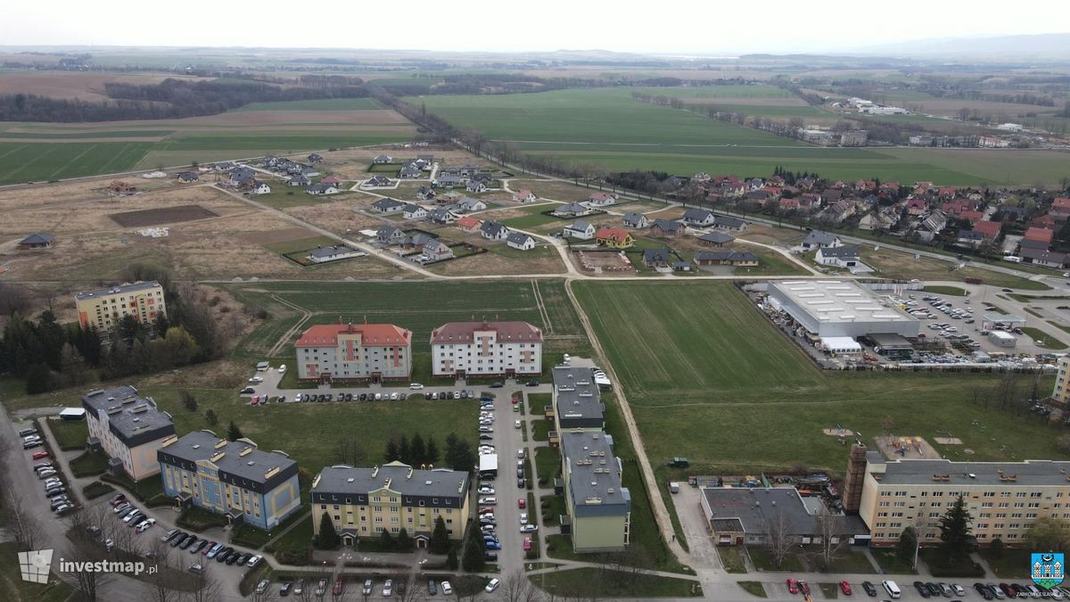 Zdjęcie Budynek mieszkalny TBS Ząbkowice Śląskie na Osiedlu Letnim fot. Paweł Harom 