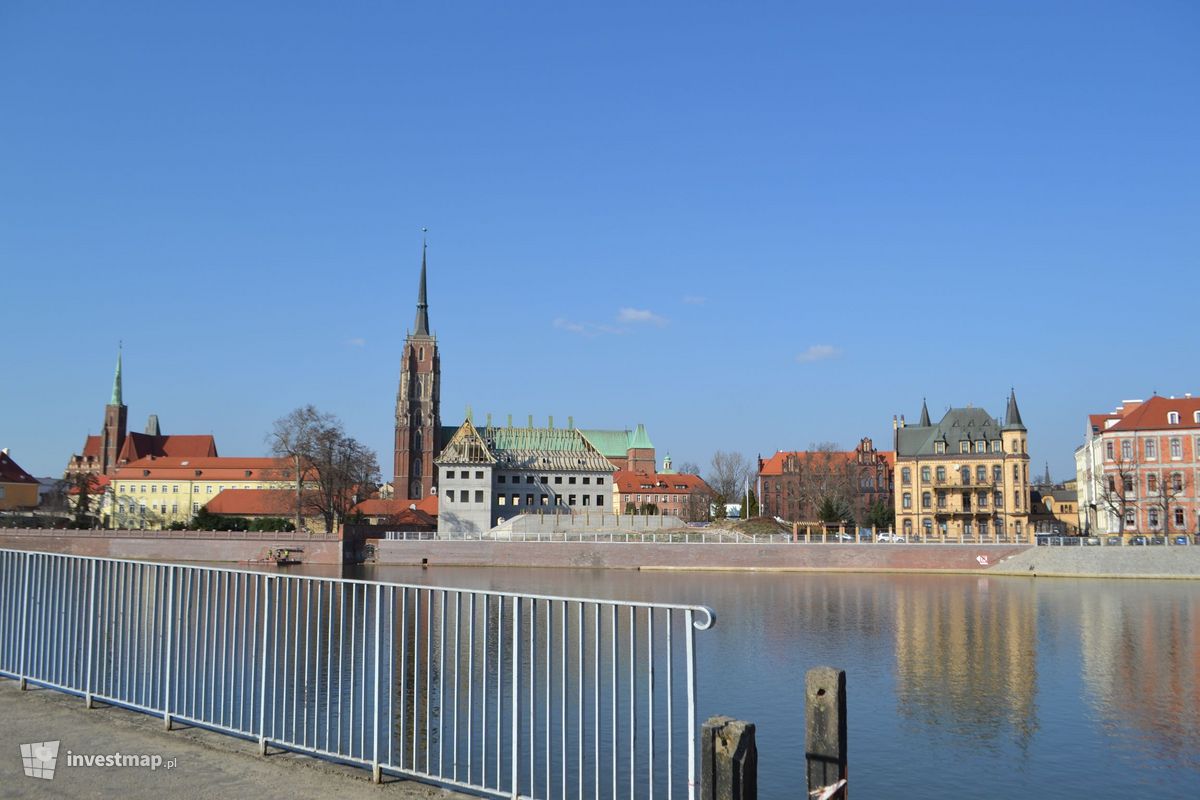 Zdjęcie [Wrocław] Archidiecezjalna Biblioteka na Ostrowie Tumskim fot. Jan Augustynowski