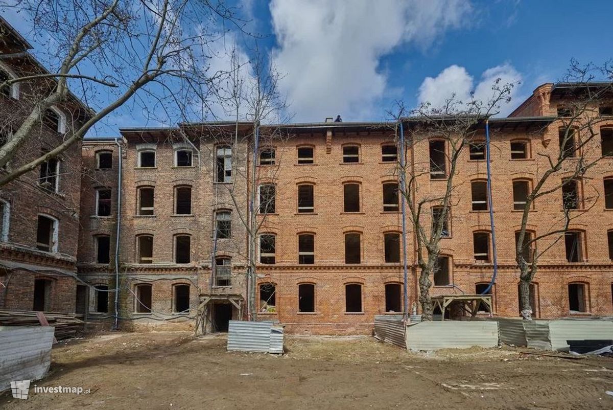 Zdjęcie Remont famuły, ul. Ogrodowa 24 fot. Orzech 