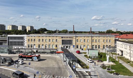 Dworzec Rzeszów Główny otwarty. Przeszedł dużą metamorfozę [ZDJĘCIA]