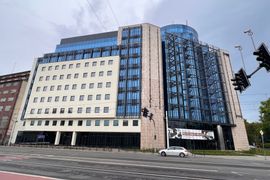  Zakończyły się prace rewitalizacyjno-modernizacyjne biurowca Centrum Orląt we Wrocławiu [ZDJĘCIA]